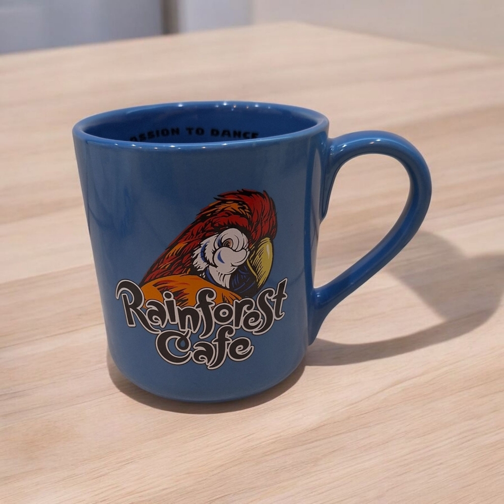 Vintage 2000 Rainforest Cafe Rio Parrot 16 oz. Souvenir Coffee Mug GUC